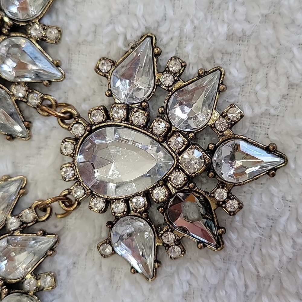 Gold & Crystal Statement Necklace!!! - Picture 3 of 6